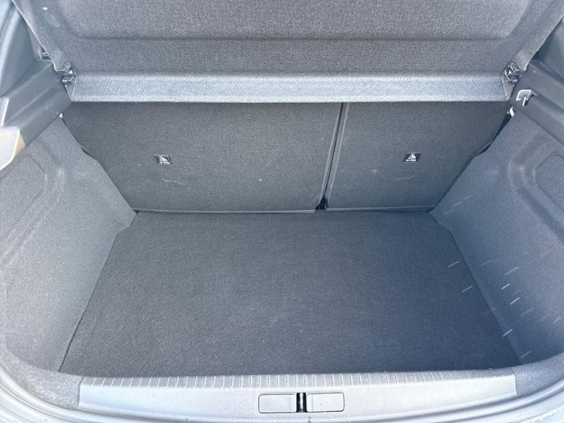 Occasion PEUGEOT 208 1.2 Hybrid 100ch Allure e-DCS6 2024 Gris Selenium (M) 18990 € à Leudelange