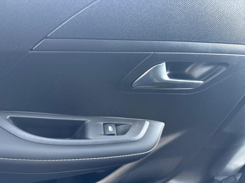 Occasion PEUGEOT 208 1.2 Hybrid 100ch Allure e-DCS6 2024 Gris Selenium (M) 18990 € à Leudelange