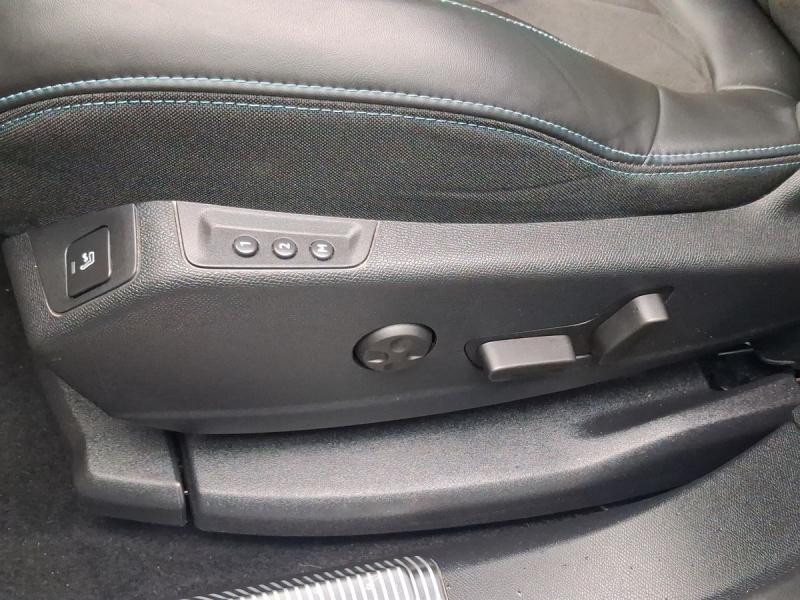 Occasion PEUGEOT 5008 1.2 PureTech 130ch Crossway S&S EAT6 2018 Blanc Banquise (O) 14980 € à Leudelange