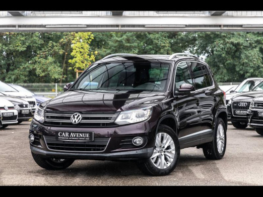 Occasion VOLKSWAGEN Tiguan 2.0 TSI 210 4Motion Attelage Xénon Radars Garantie 6 Mois 2013 Rouge Cerise 18 990 € à Sélestat