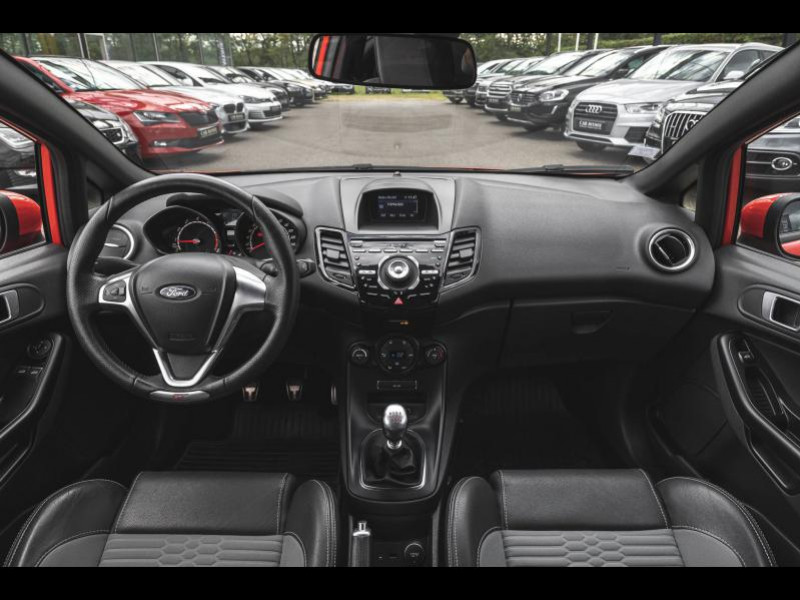 Occasion FORD Fiesta 1.6 EcoBoost 182ch ST 3p 2015 Rouge Racing 14990 € à Sélestat