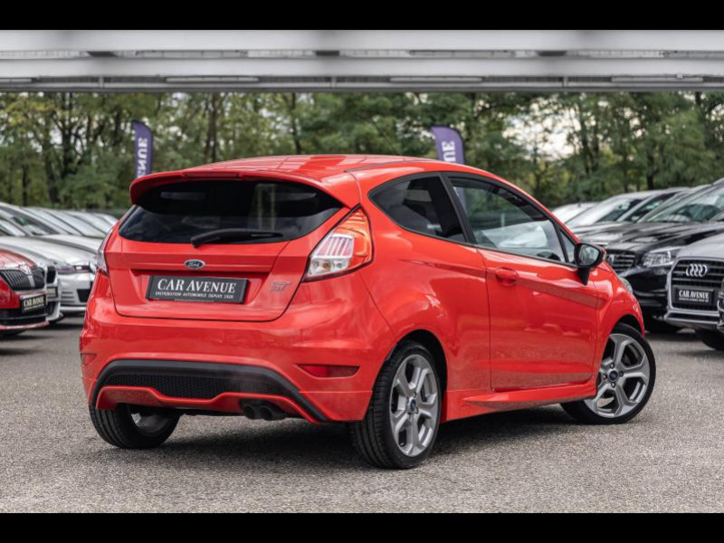 Occasion FORD Fiesta 1.6 EcoBoost 182ch ST 3p 2015 Rouge Racing 14990 € à Sélestat
