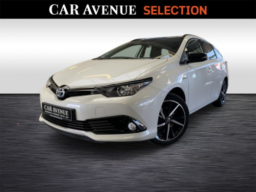 Used TOYOTA Auris Hybrid Touring Sports Black Edition 2018 WHITE € 17,990 in Wavre