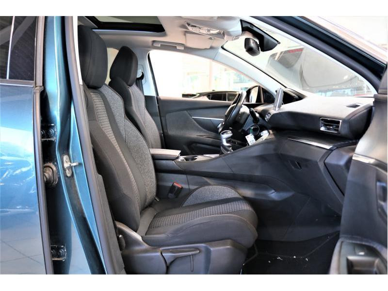 Occasion PEUGEOT 5008 II Active 1.2 PureTech 96kW 2018 BLUE 22990 € à Wavre