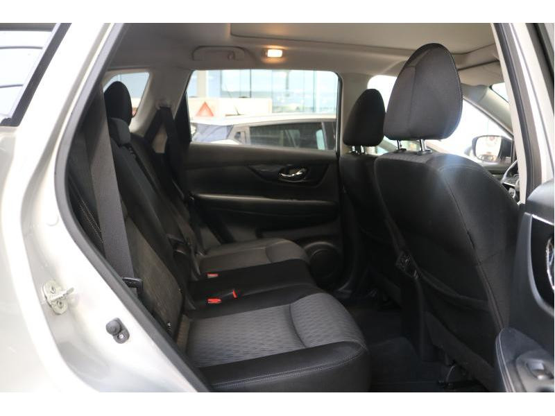 Used NISSAN X-Trail N-Connecta 1.6 dCi 4X4 96 kW 2018 GREY € 17700 in Wavre