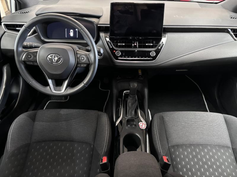 Occasion TOYOTA Corolla Touring Spt 1.8 Hybrid Dynamic  + Business Pack Navi 2023 SILVER 26990 € à Seraing