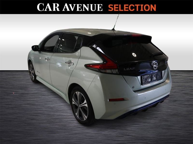 Used NISSAN Leaf Premier Edition 40 kW/h 2018 GREEN € 14990 in Wavre