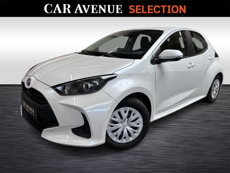 Occasion TOYOTA Yaris 1.5 TNGA HEV Dynamic 2023 WHITE 20990 € à Seraing