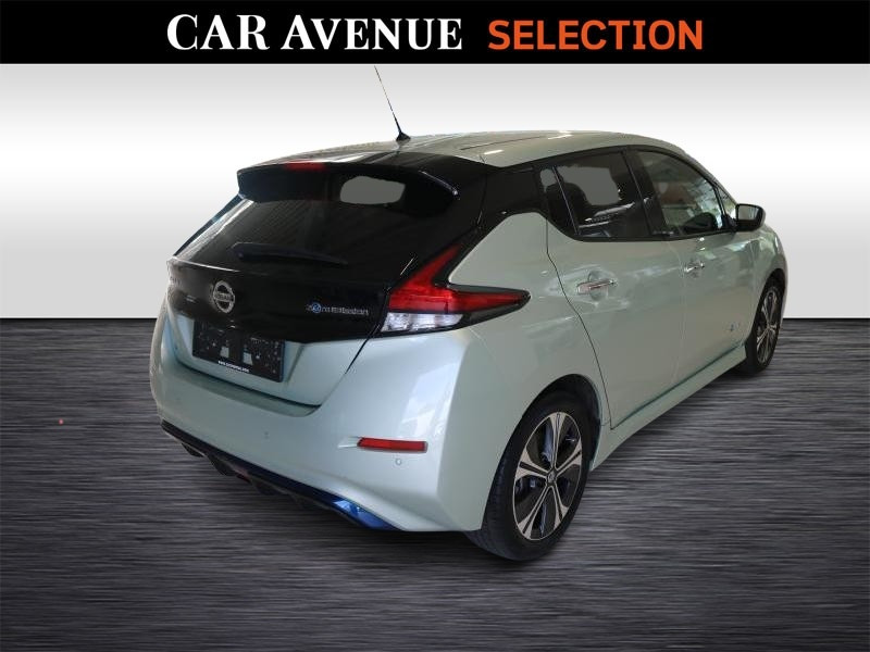 Used NISSAN Leaf Premier Edition 40 kW/h 2018 GREEN € 14990 in Wavre