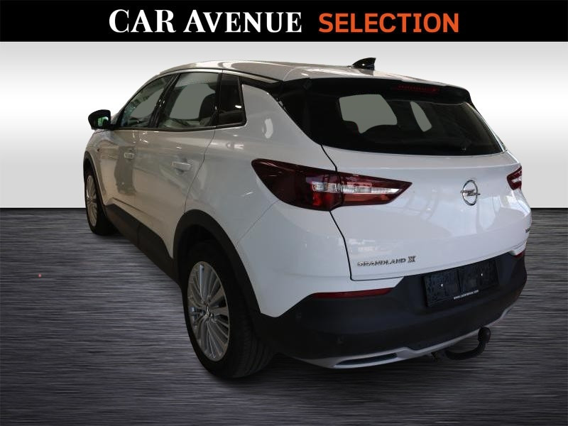 Used OPEL Grandland X Innovation 1.2 EcoTech 96 kW 2019 WHITE € 14900 in Wavre