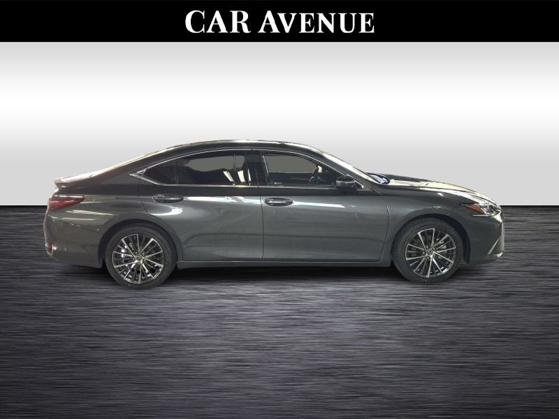 Occasion LEXUS ES 2.5L Hybride Executive line  GREY 52190 € à Waterloo