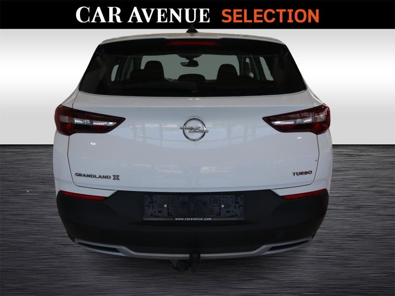 Used OPEL Grandland X Innovation 1.2 EcoTech 96 kW 2019 WHITE € 14900 in Wavre