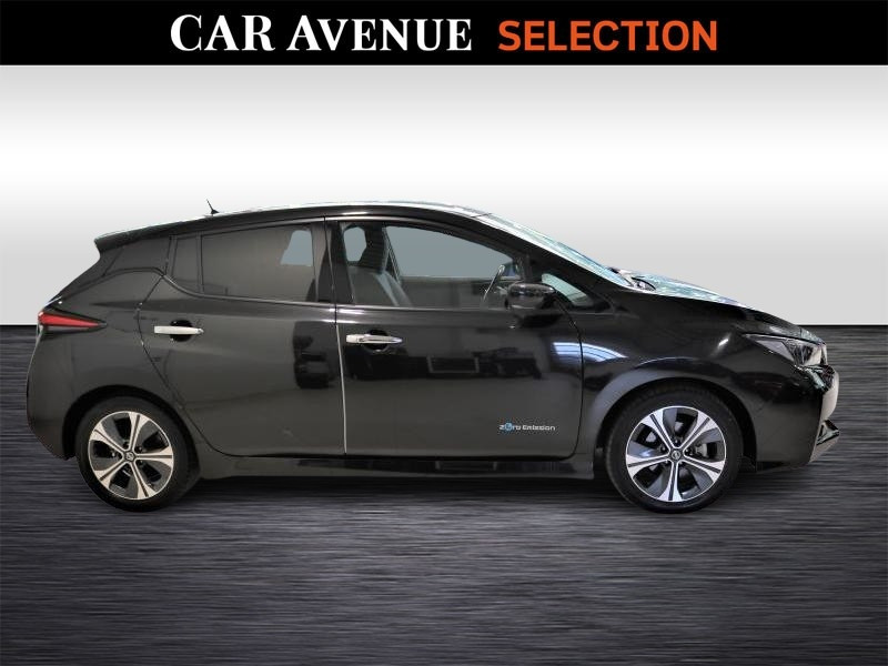 Used NISSAN Leaf 40KWH 2018 BLACK € 14990 in Wavre