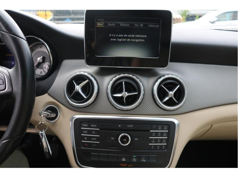 Used MERCEDES-BENZ GLA GLA 180 CDI/d 2016 BLACK € 13990 in Wavre