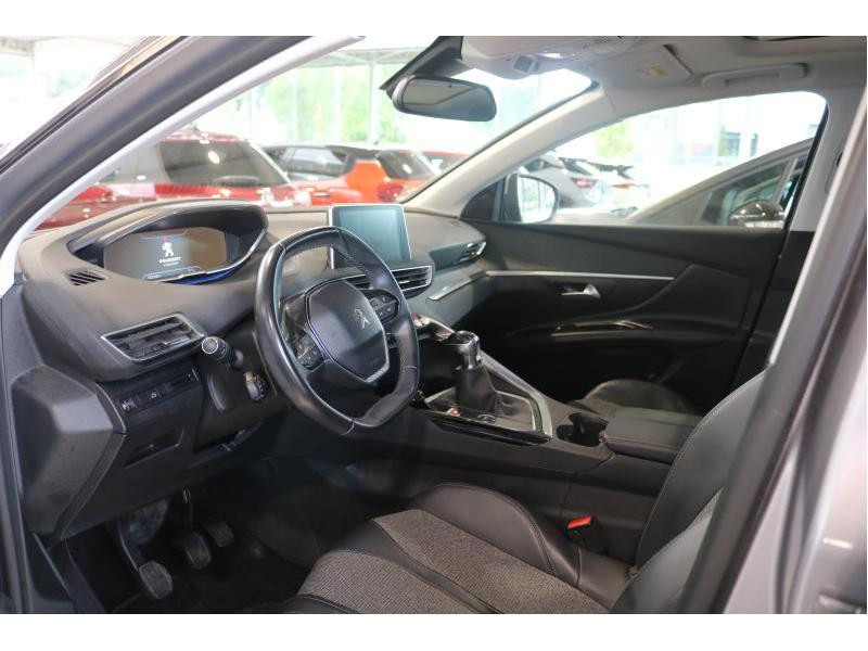 Used PEUGEOT 5008 Allure 1.2 PureTech 96 kW 2018 GREY € 16990 in Wavre