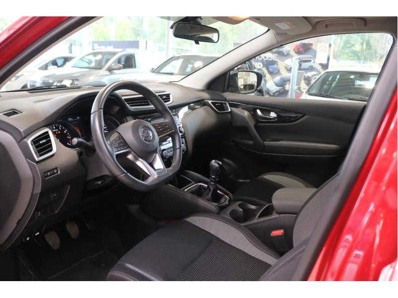 Occasion NISSAN Qashqai Urban Edition 1.3 DIG-T 103 kW 2020 RED 15890 € à Wavre