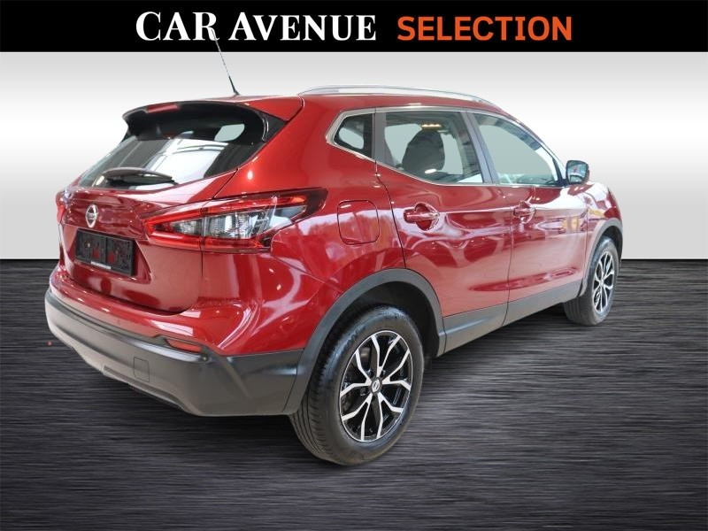 Used NISSAN Qashqai Urban Edition 1.3 DIG-T 103 kW 2020 RED € 15890 in Wavre