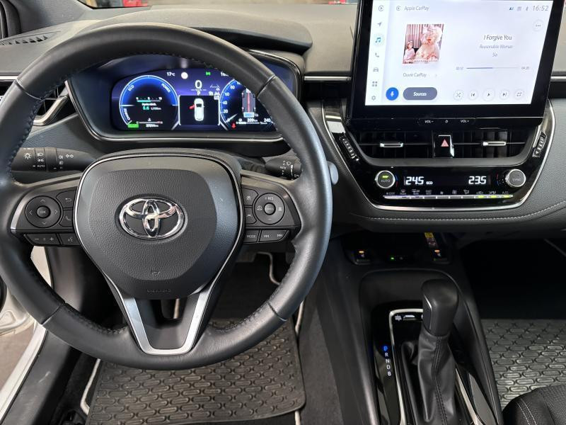 Occasion TOYOTA Corolla 1.8 Hybrid T/S Facelift Dynamic + Busines 2023 GREY 26390 € à Wavre