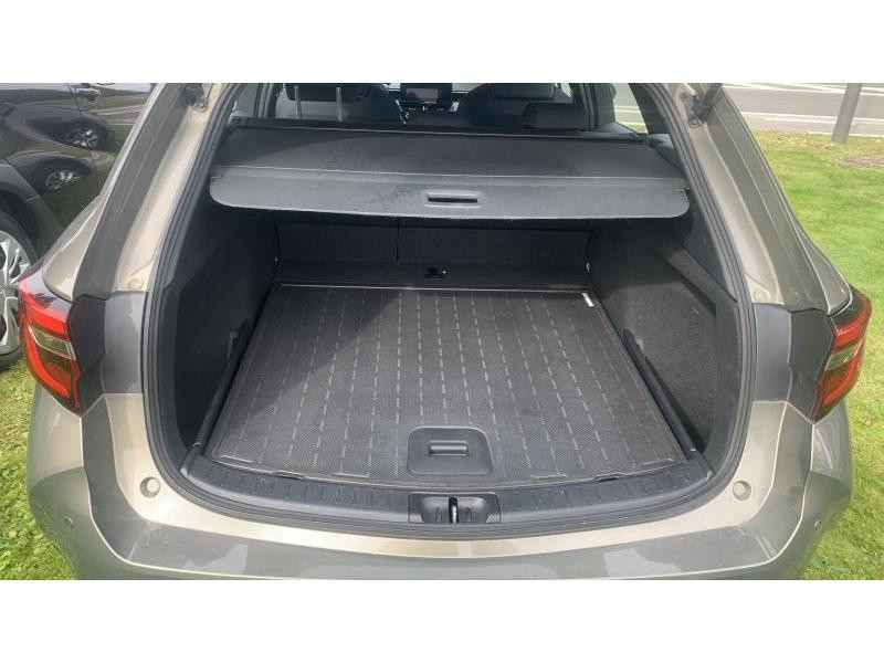 Occasion TOYOTA Corolla 1.8 TS CVT Dynamic 2023 BROWN 25690 € à Wavre