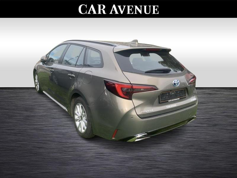 Occasion TOYOTA Corolla 1.8 TS CVT Dynamic 2023 BROWN 25690 € à Wavre
