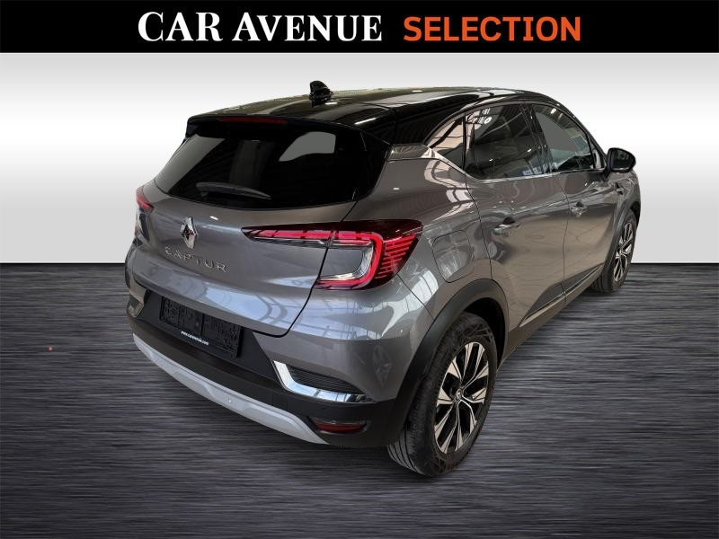 Occasion RENAULT Captur 1.3 TCE A/T Techno 2023 GREY 22400 € à Wavre