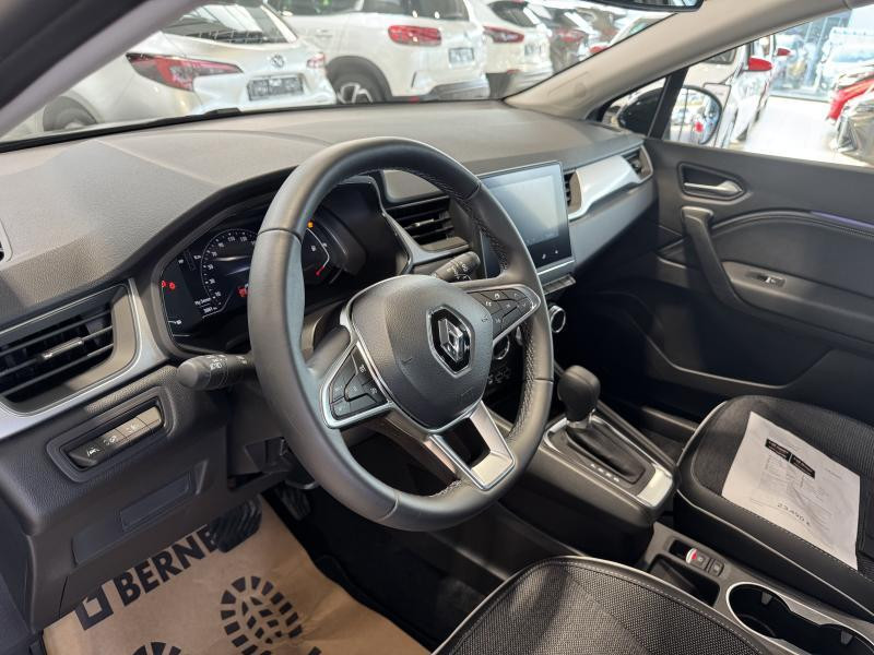Occasion RENAULT Captur 1.3 TCE A/T Techno 2023 GREY 22400 € à Wavre