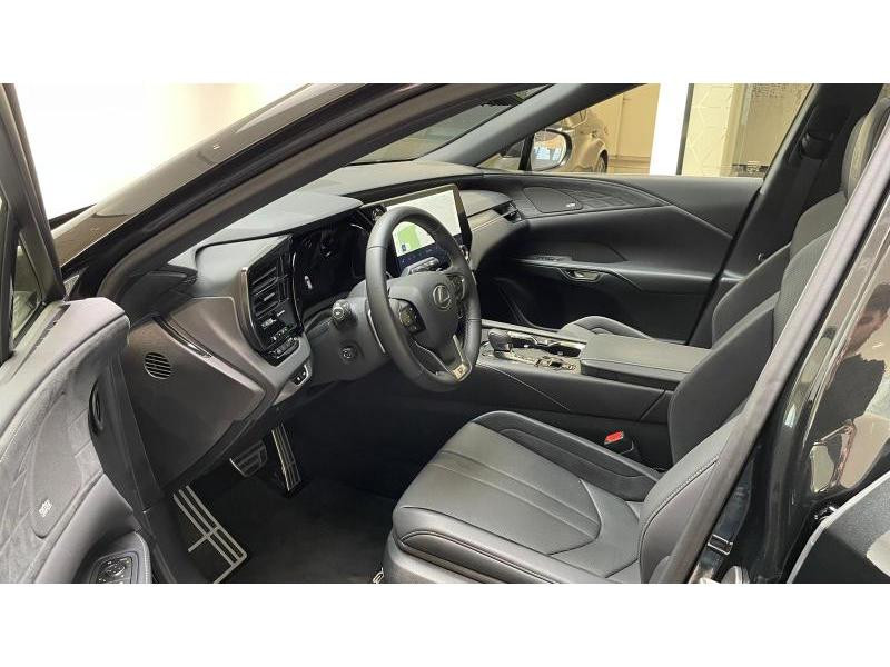 Occasion LEXUS RX 500h 500h AWD F SPORT Line 2024 BLACK 83290 € à Wavre