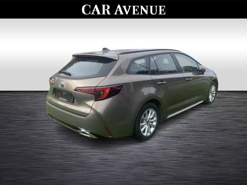 Occasion TOYOTA Corolla 1.8 TS CVT Dynamic 2023 BROWN 25690 € à Wavre