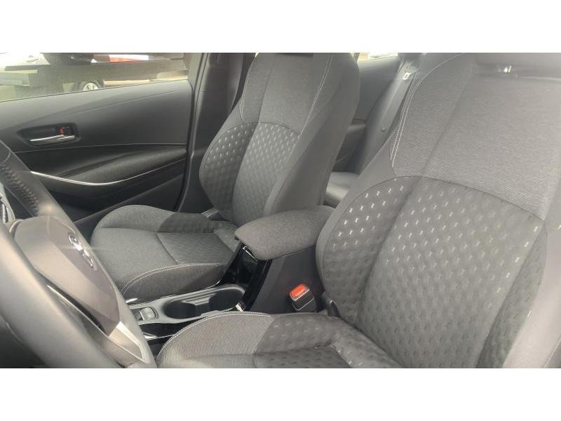 Occasion TOYOTA Corolla 1.8 TS CVT Dynamic 2023 BROWN 25690 € à Wavre