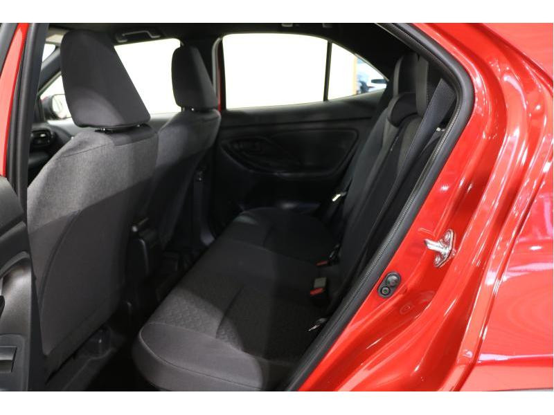 Occasion TOYOTA Yaris Cross Dynamic Plus 1.5 TNGA HEV 68 k 2023 RED 27990 € à Wavre