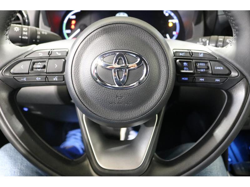 Occasion TOYOTA Yaris Cross Dynamic Plus 1.5 TNGA HEV 68 k 2023 RED 27990 € à Wavre