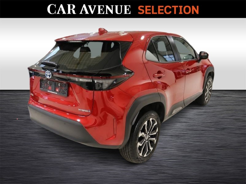 Occasion TOYOTA Yaris Cross Dynamic Plus 1.5 TNGA HEV 68 k 2023 RED 27990 € à Wavre