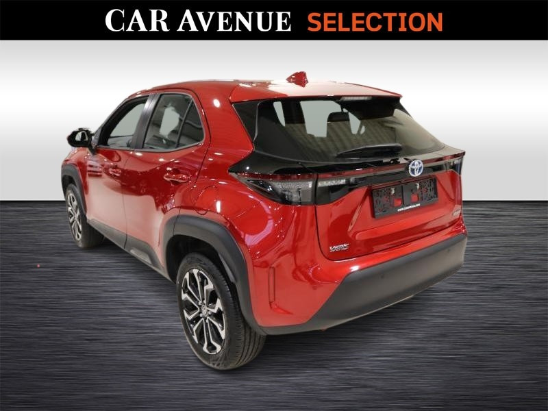 Occasion TOYOTA Yaris Cross Dynamic Plus 1.5 TNGA HEV 68 k 2023 RED 27990 € à Wavre