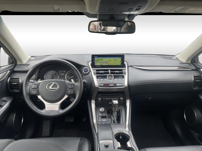 Occasion LEXUS NX Privilege Line 2018 WHITE 29490 € à Waterloo