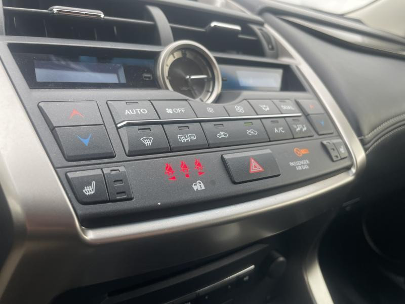 Occasion LEXUS NX Executive Line 2017 BLACK 27490 € à Waterloo