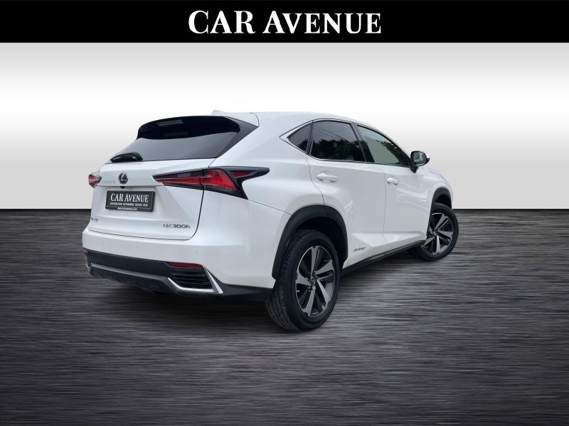Occasion LEXUS NX Privilege Line 2018 WHITE 29490 € à Waterloo