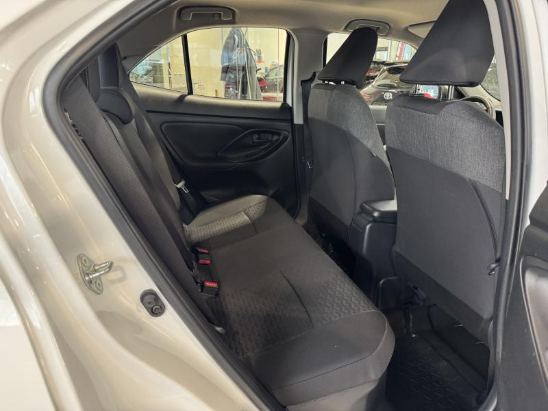 Occasion TOYOTA Yaris Cross Dynamic 1.5 TNGA HEV 68 kW 2024 WHITE 25890 € à Wavre