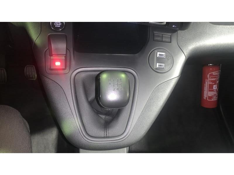 Occasion TOYOTA PROACE CITY Verso 1.2L Petrol Family 5pl  GREEN 29790 € à Wavre