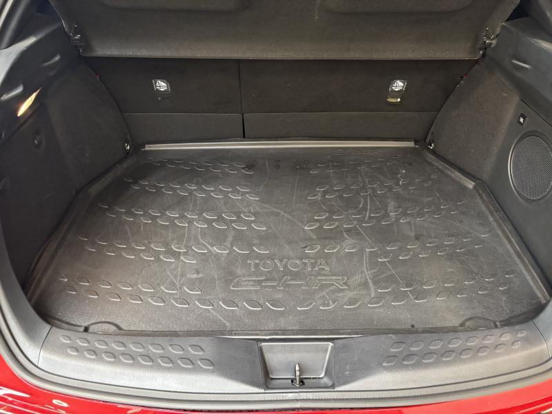 Used TOYOTA C-HR 2.0 GR Sport 2022 RED € 28490 in Seraing