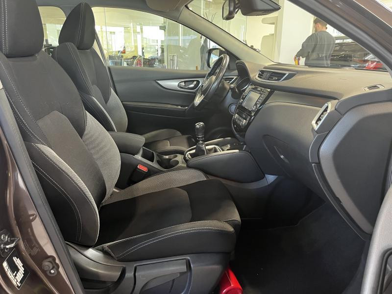 Occasion NISSAN Qashqai N-connecta 1.5 DCi 81kW 2017 BROWN 16900 € à Wavre