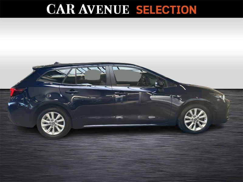 Used TOYOTA Corolla Touring Spt 1.8 hubride Dynamic LH + Business pack/nav 2023 BLUE € 26990 in Seraing