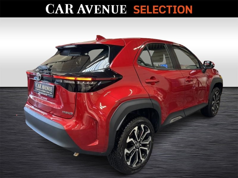 Occasion TOYOTA Yaris Cross 1.5 hybride Dynamic Plus LHD 2023 RED 27990 € à Seraing