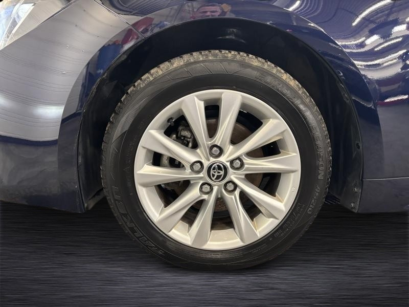 Used TOYOTA Corolla Touring Spt 1.8 hubride Dynamic LH + Business pack/nav 2023 BLUE € 26990 in Seraing
