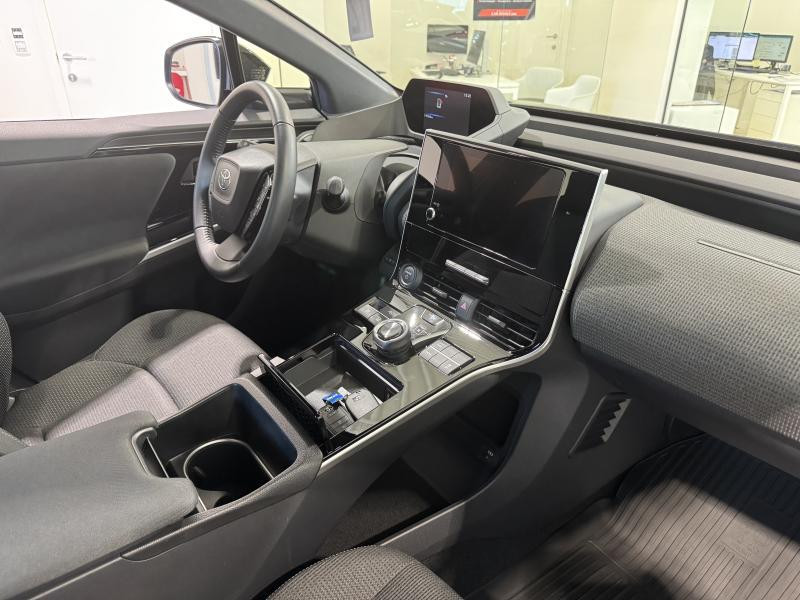 Occasion TOYOTA bZ4X 2WD Dynamic 2023 BLACK 35490 € à Wavre