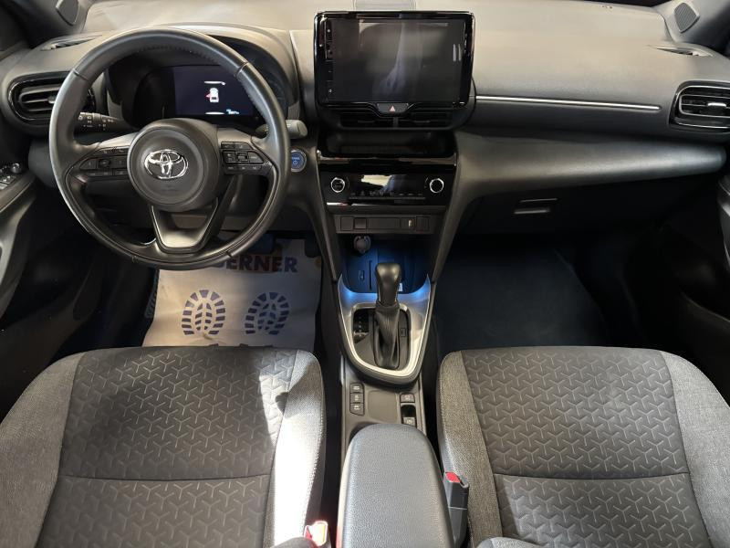 Occasion TOYOTA Yaris Cross 1.5 hybride Dynamic Plus LHD 2023 RED 27990 € à Seraing
