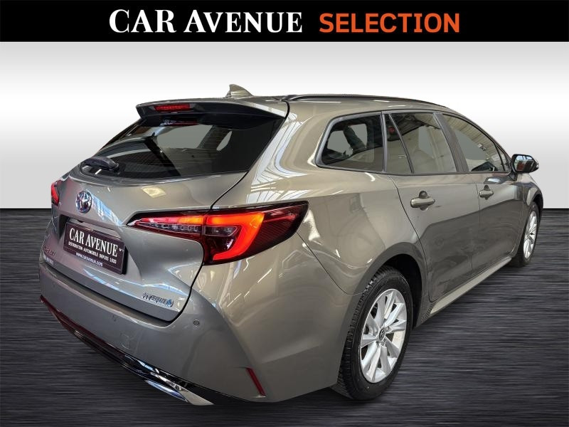 Occasion TOYOTA Corolla Touring Spt 1.8 hybrde Dynamic LH + Business pack/nav 2023 BRONZE 27390 € à Seraing