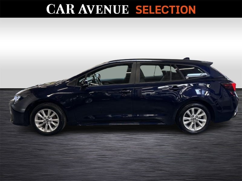 Used TOYOTA Corolla Touring Spt 1.8 hubride Dynamic LH + Business pack/nav 2023 BLUE € 26990 in Seraing