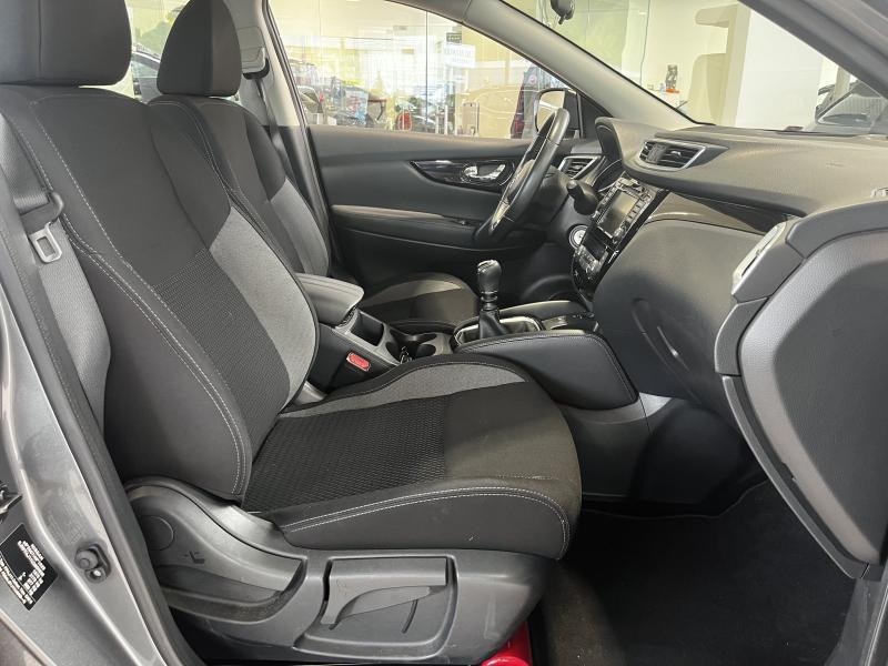 Used NISSAN Qashqai 1.3 DIG-T Urban Edition 2019 GREY € 16290 in Wavre