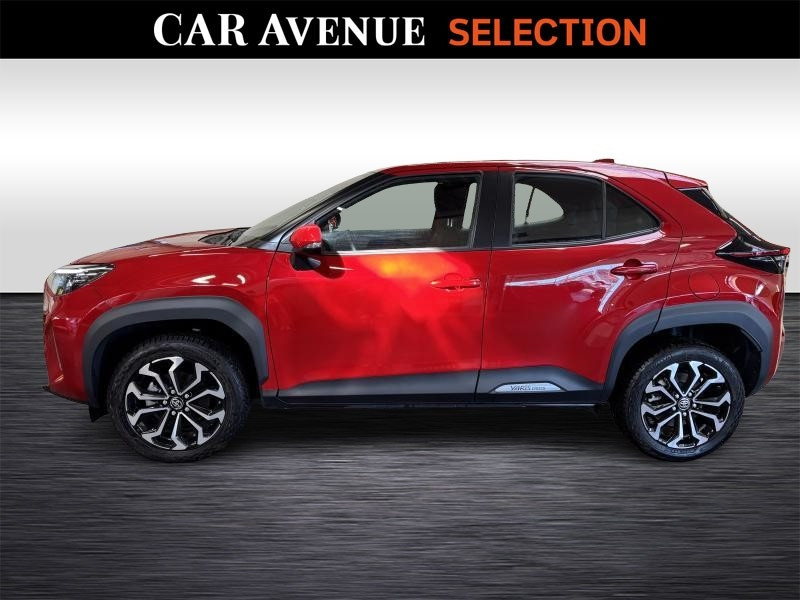 Occasion TOYOTA Yaris Cross 1.5 hybride Dynamic Plus LHD 2023 RED 27990 € à Seraing