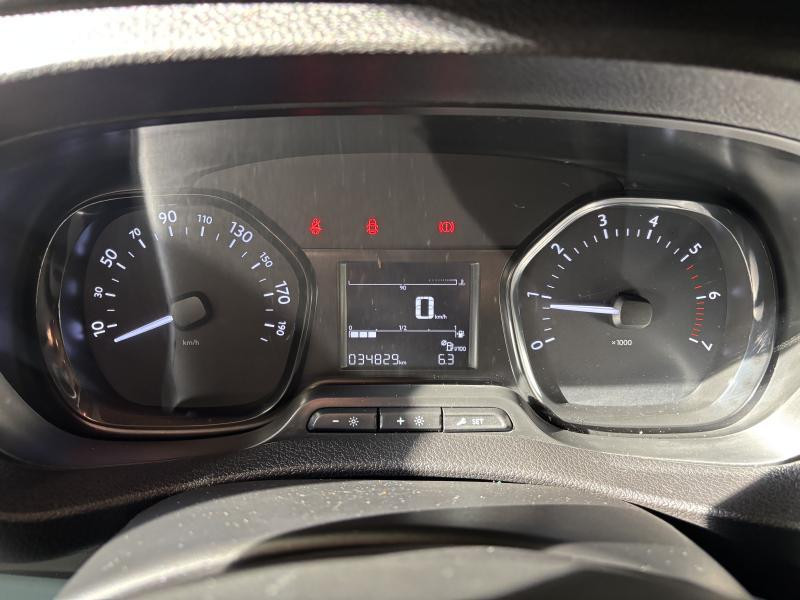 Occasion PEUGEOT Expert IV Premium 2022 WHITE 19990 € à Seraing